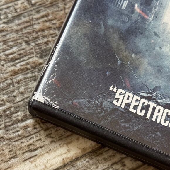 Star Trek Into Darkness DVD - Picture 2 of 7